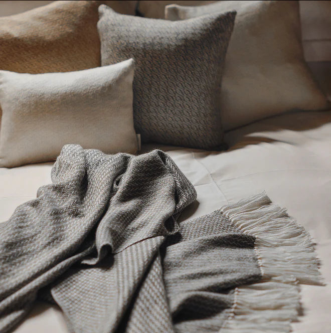 Cushions & Throws – Ateliers Verts