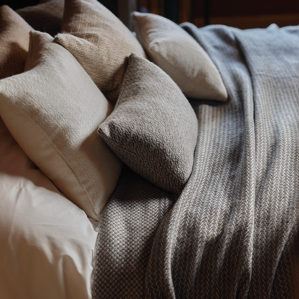 Araminta Campbell Grey Alpaca Woodland Inkcap Throw