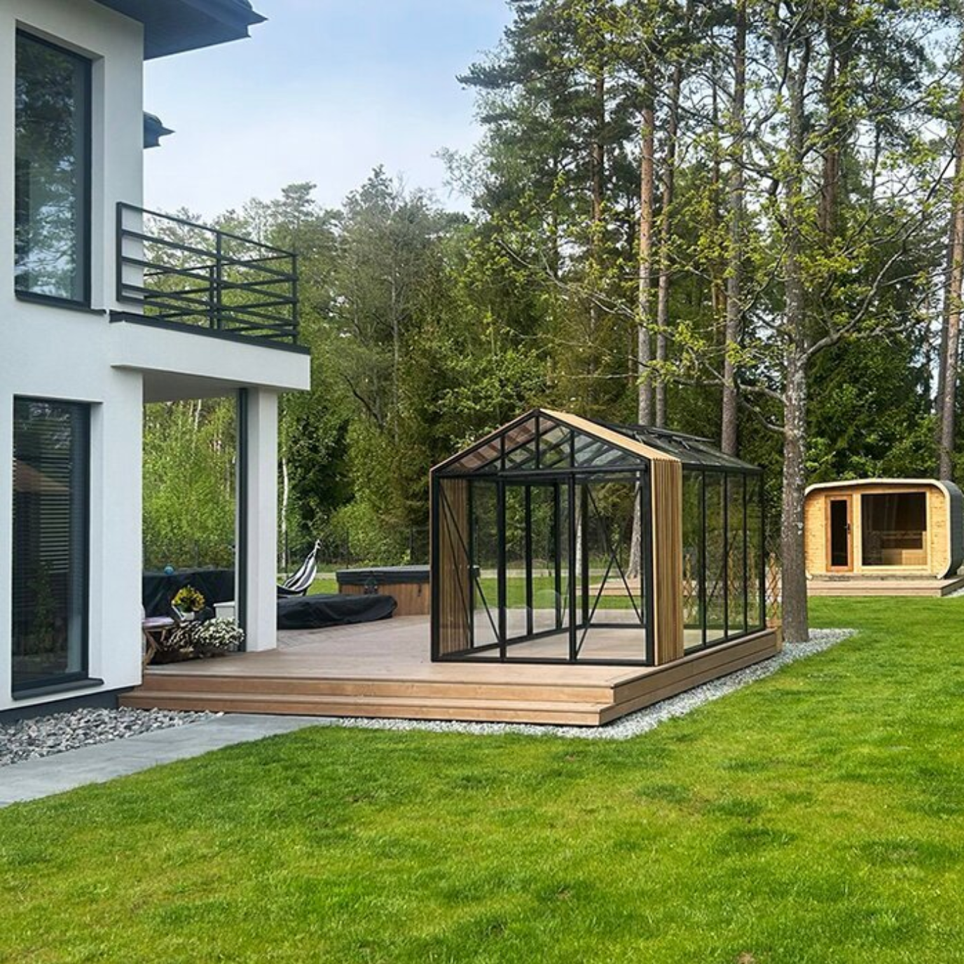 Bloom Cabin Limited Edition Aluminium Greenhouse with Accoya Elements