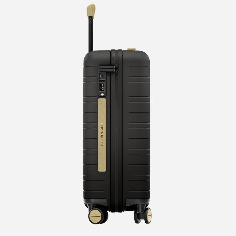 Horizn Studios H5 RE Series Cabin Luggage 36L All Black