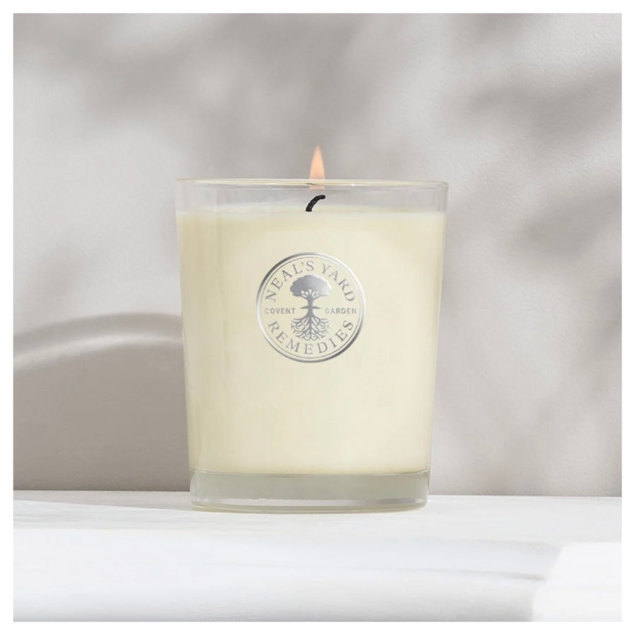 Neal's Yard Remedies Organic Aromatherapy Candle Balancing 190g