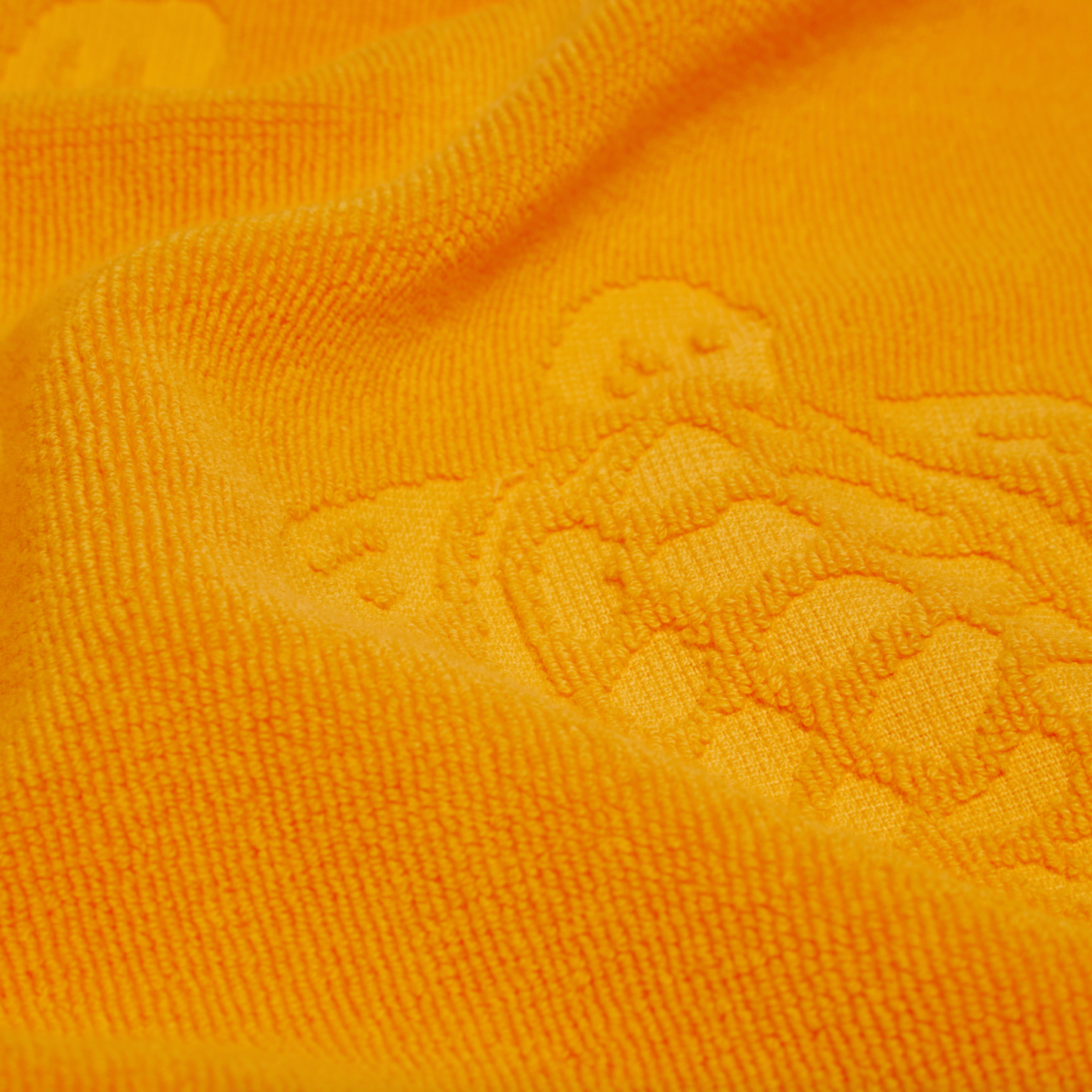 Vilebrequin Beach Towel In Organic Cotton Turtles Jacquard - Mango Orange