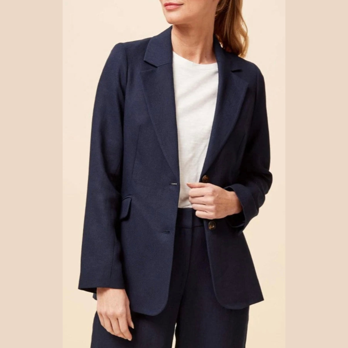 ASPIGA Linen Blend Blazer