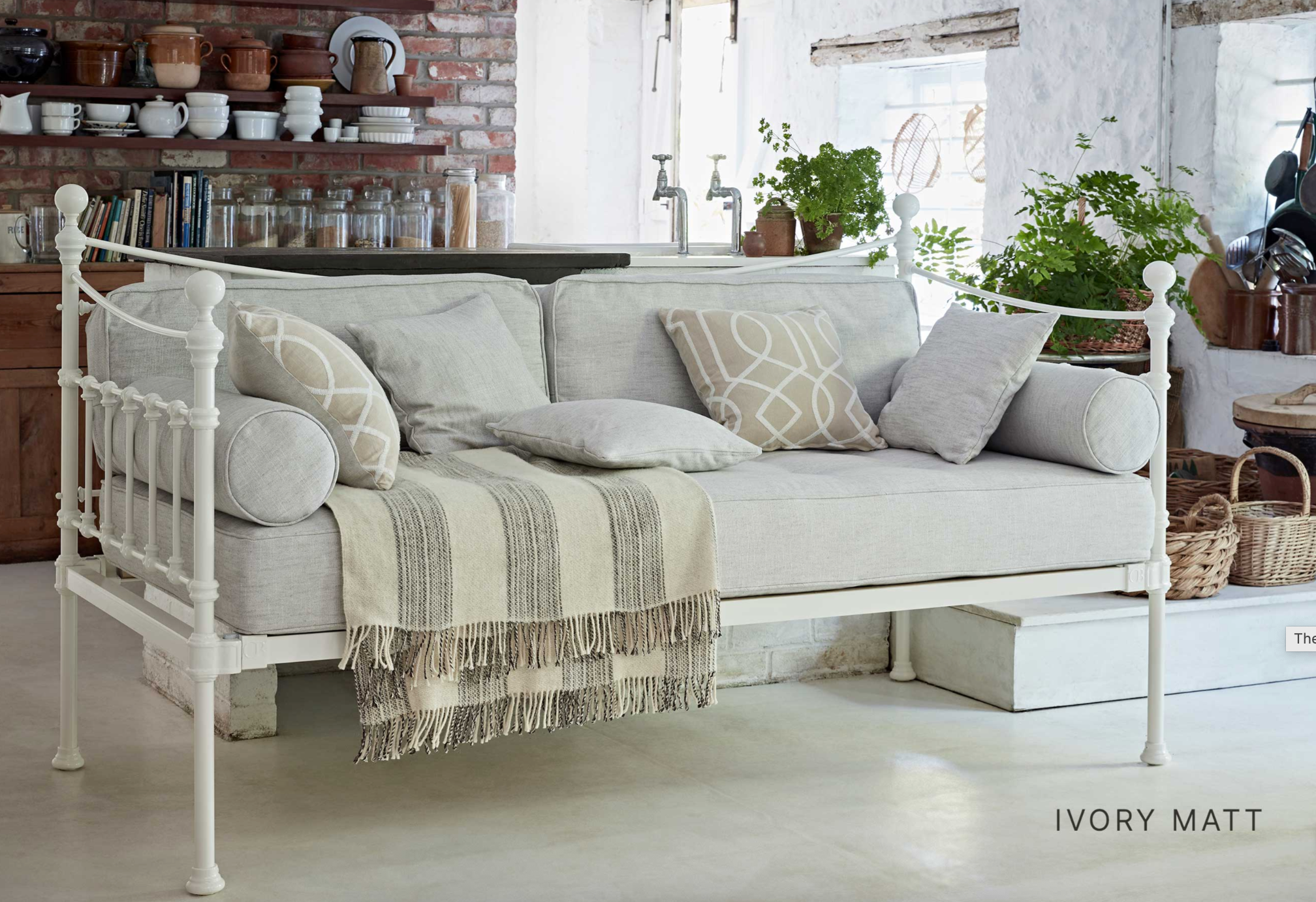 Cornish Bed Company Pencarrow Painted Metal Daybed