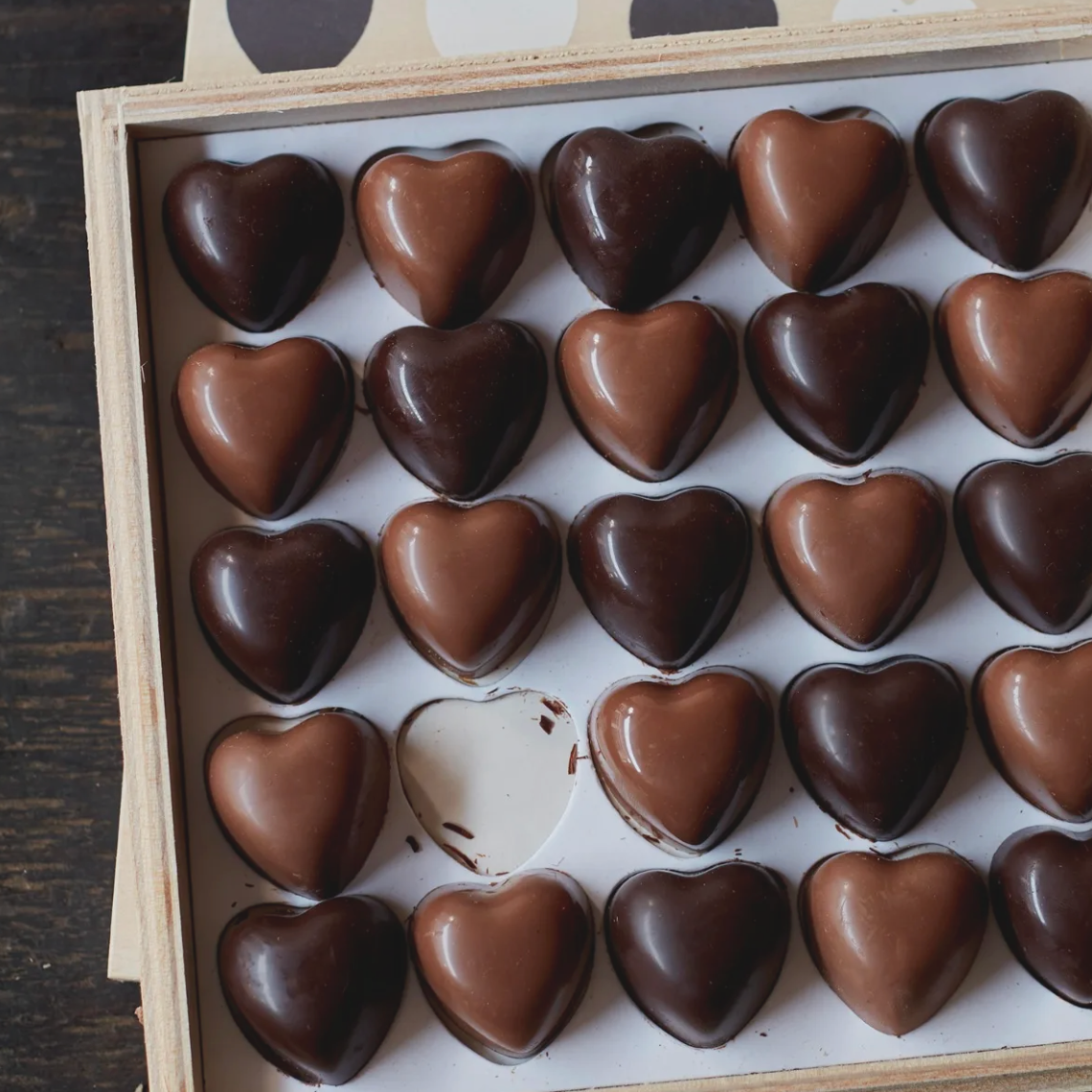 Daylesford Milk & Dark Chocolate Sea Salt Caramel Hearts Wooden Box