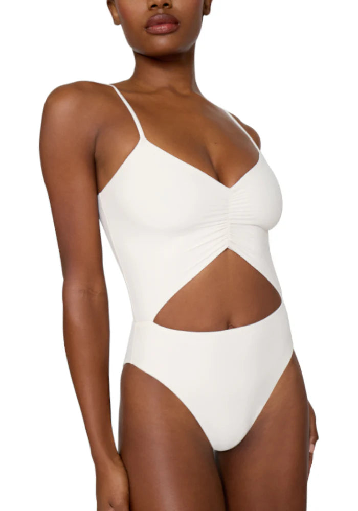 Dos Gardenias One Piece Swim Suit