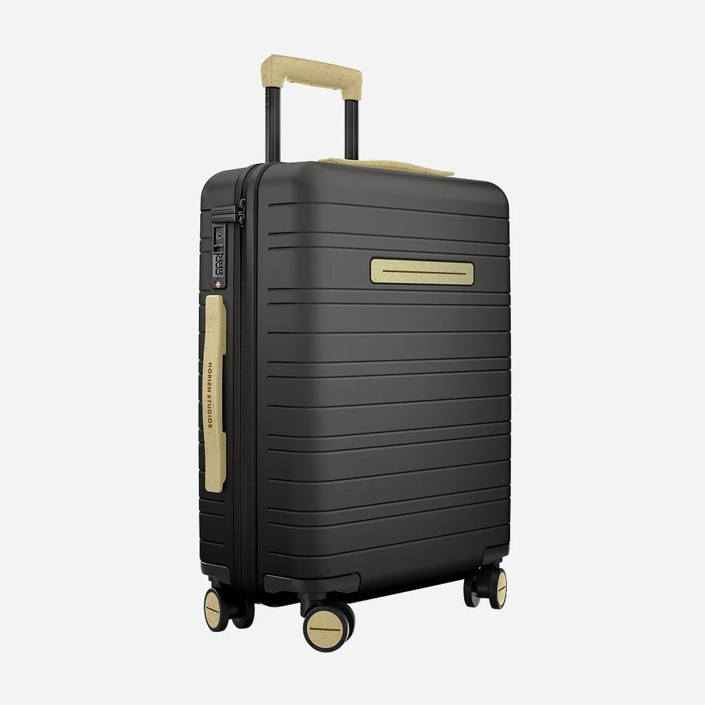 Horizn Studios H5 RE Series Cabin Luggage 36L All Black
