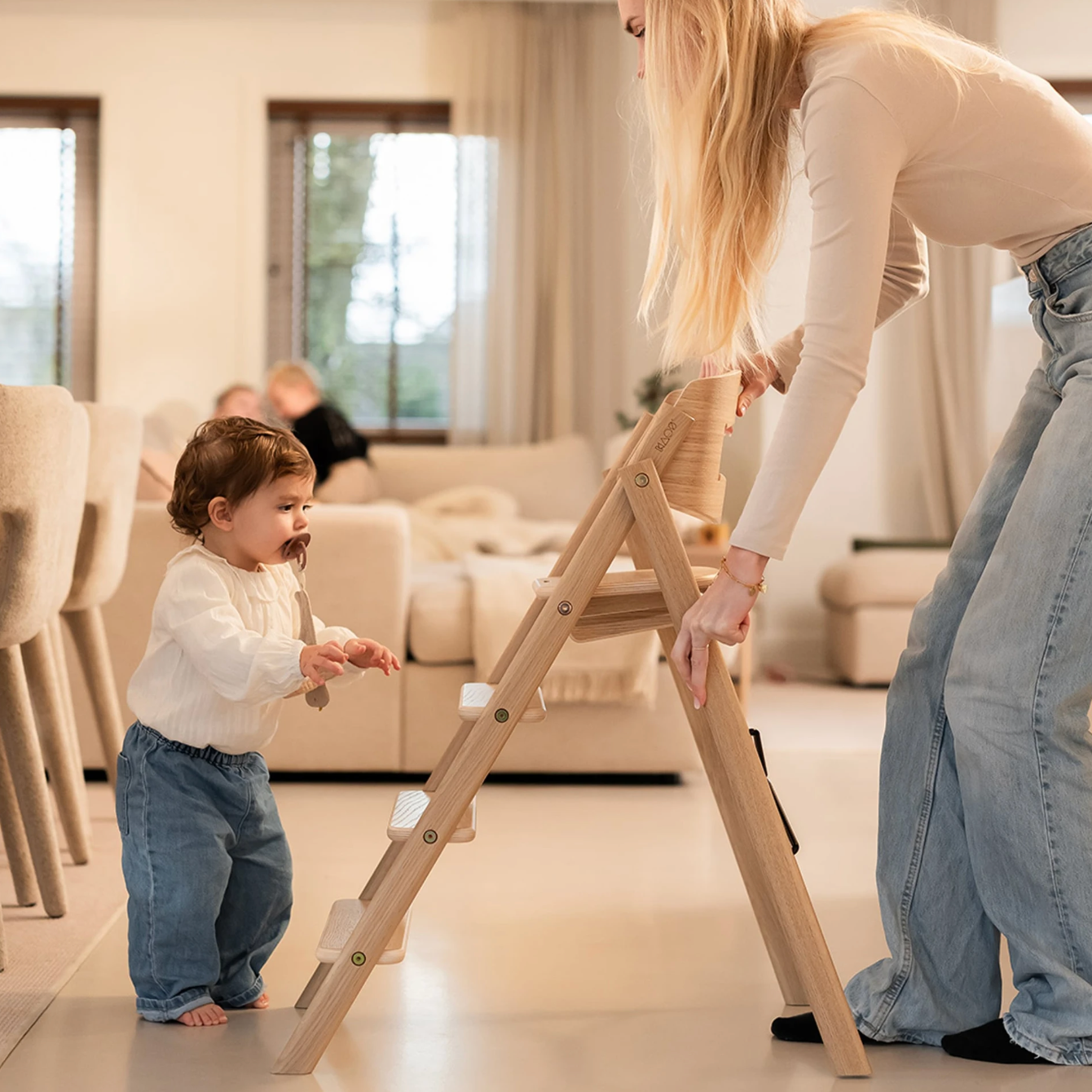 Kaos Klapp Oak High Chair