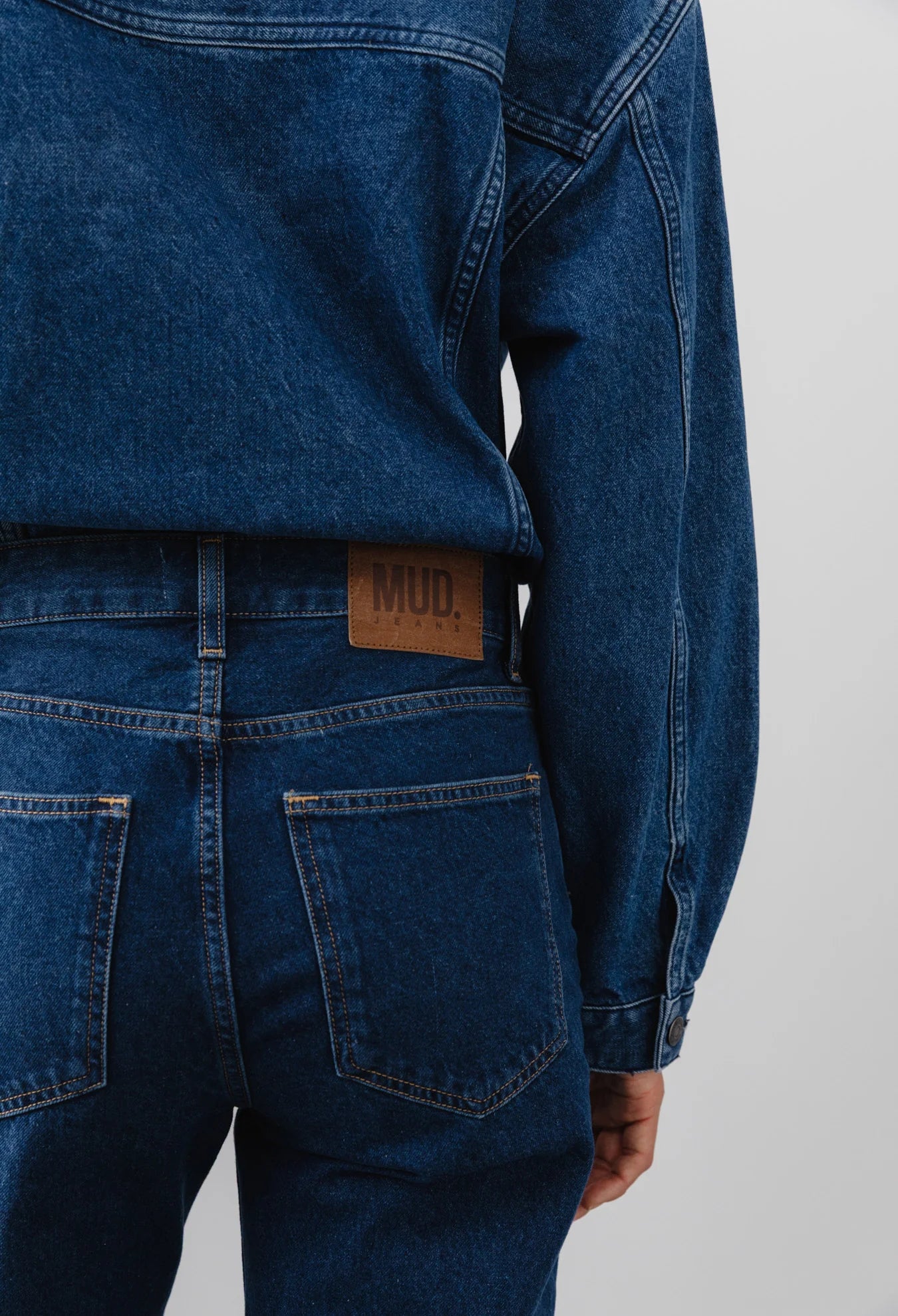 MUD Jeans Jamie Mid Loose - Stone Indigo