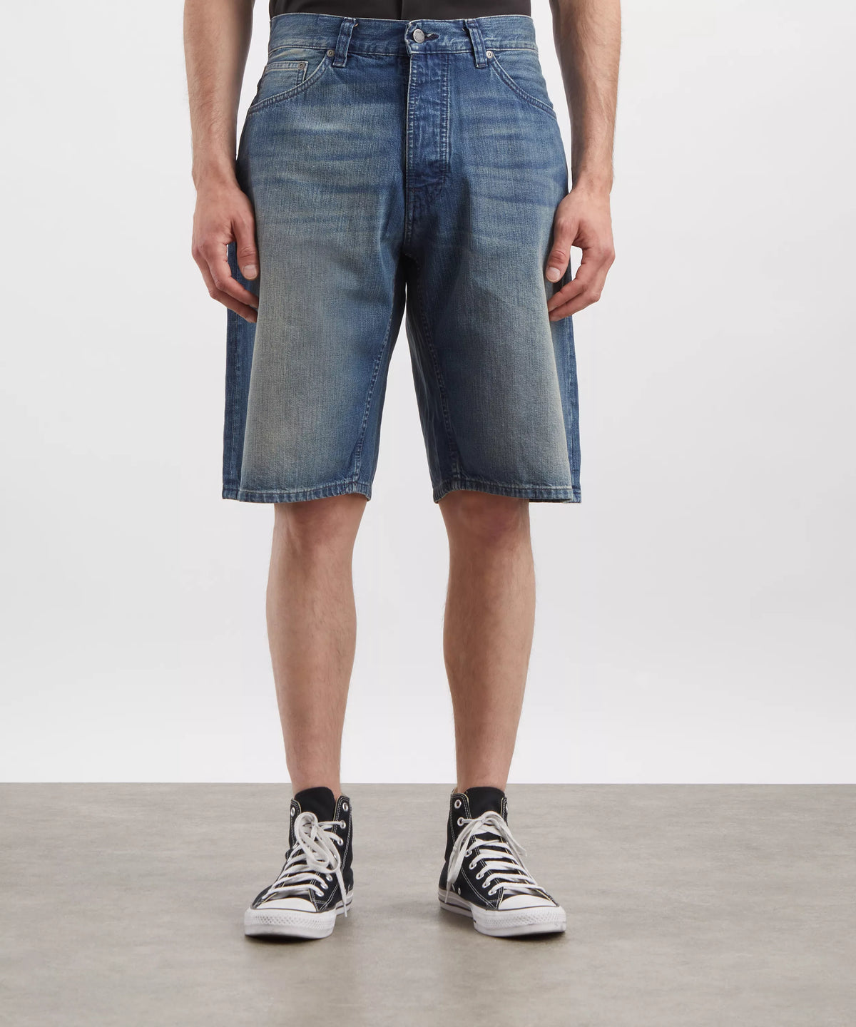 Nudie Jeans Zeb Denim Shorts in Blue Painter