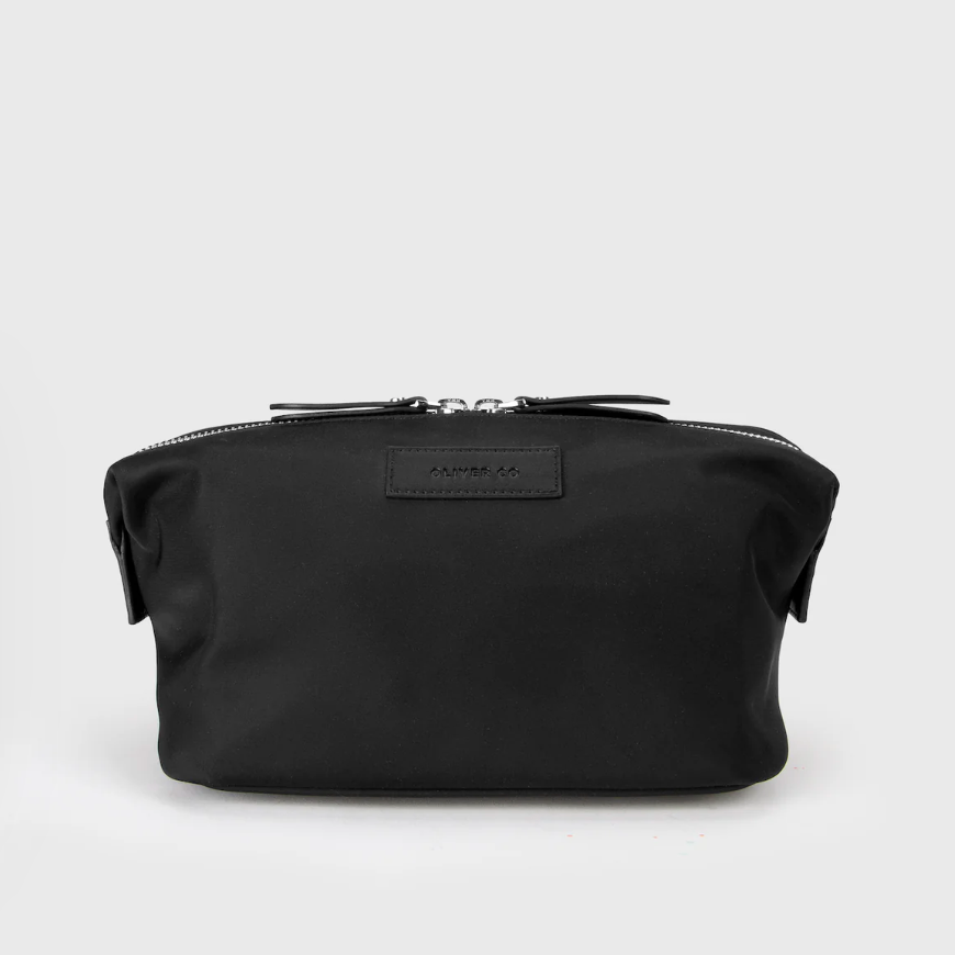 Oliver Co Toiletry Bag