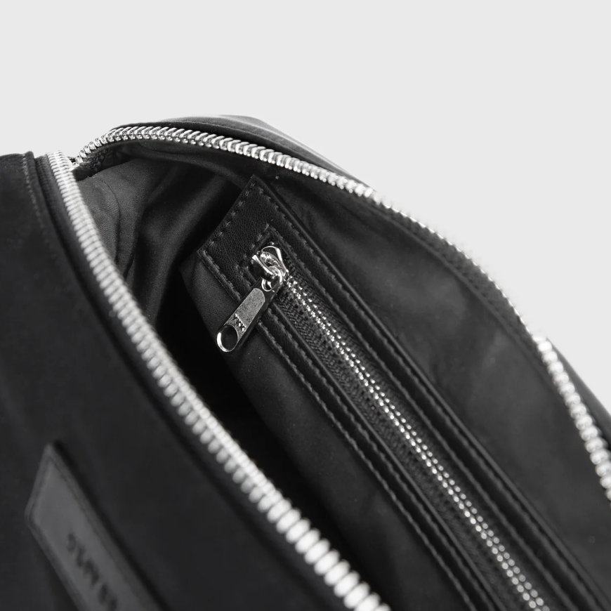 Oliver Co Toiletry Bag