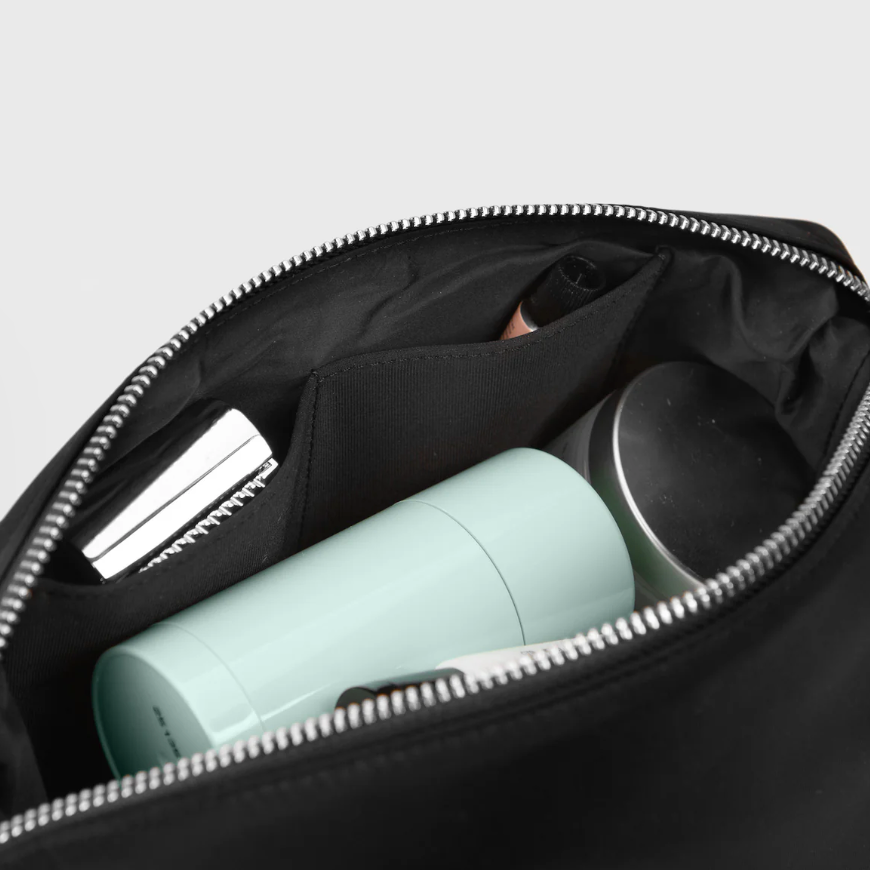 Oliver Co Toiletry Bag