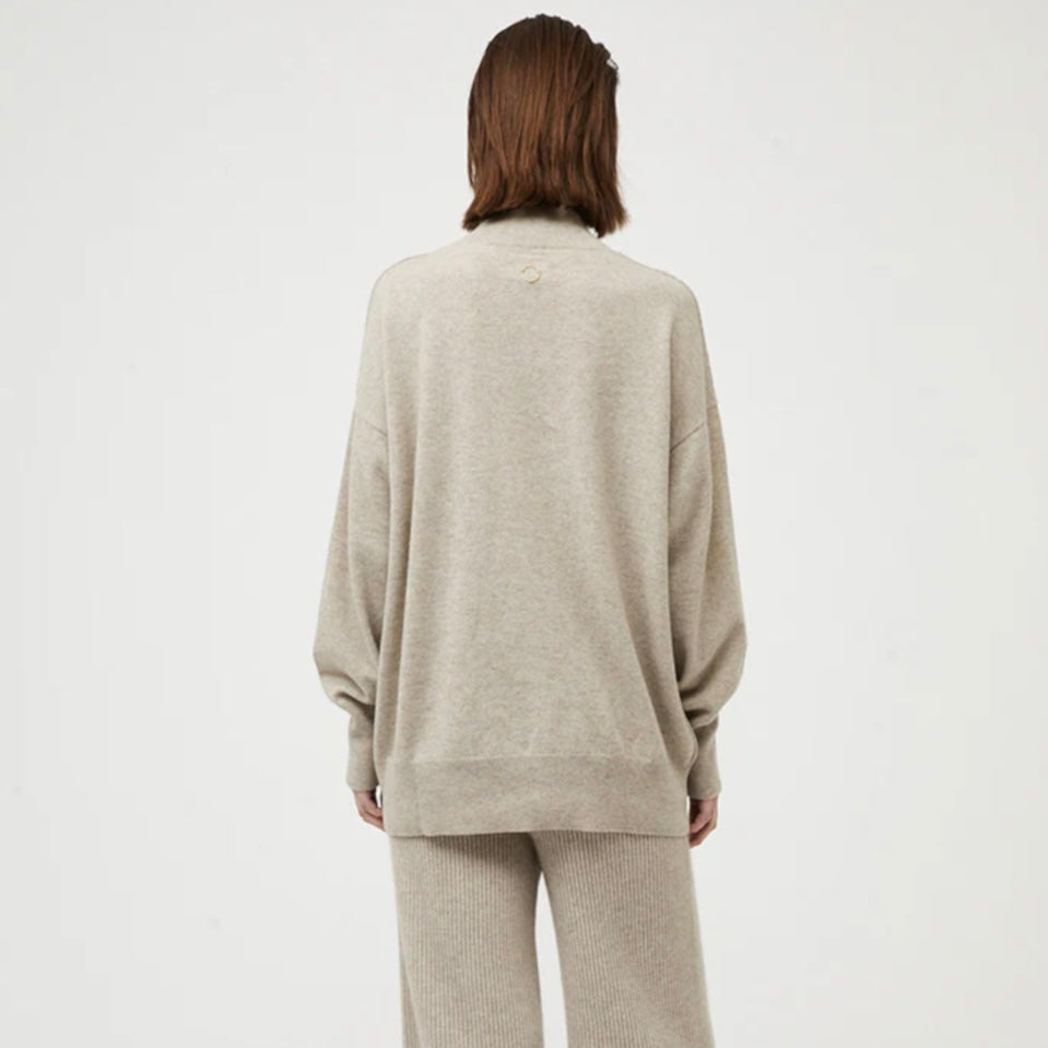 Oyuna Kotto Cashmere Sweater in Feather