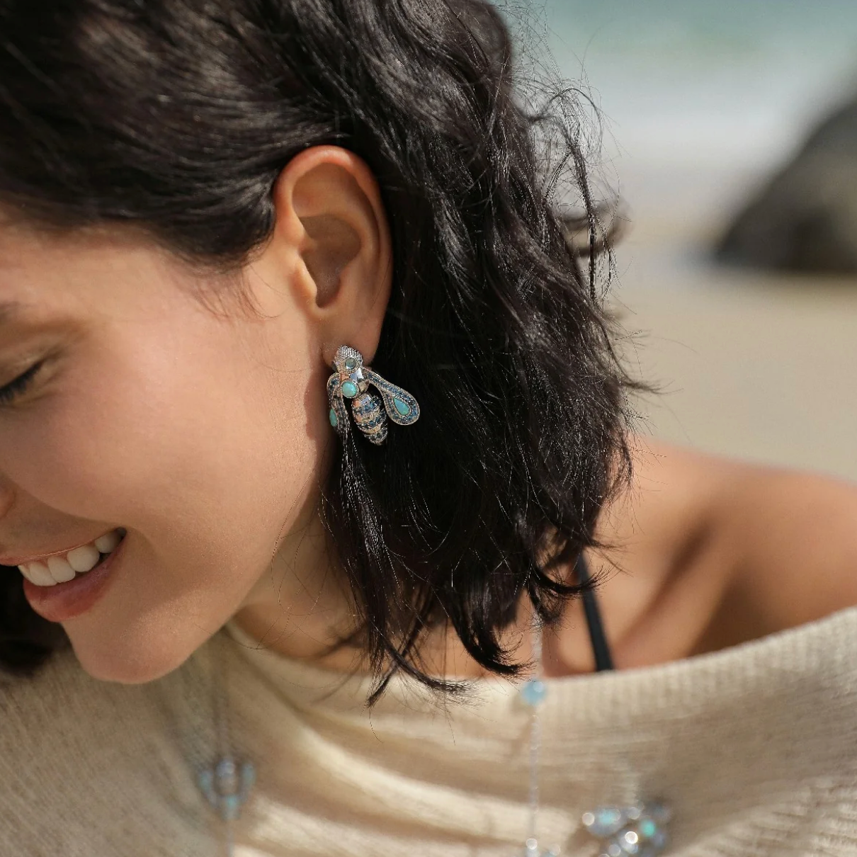 Retro Chic Honey Bee Earrings