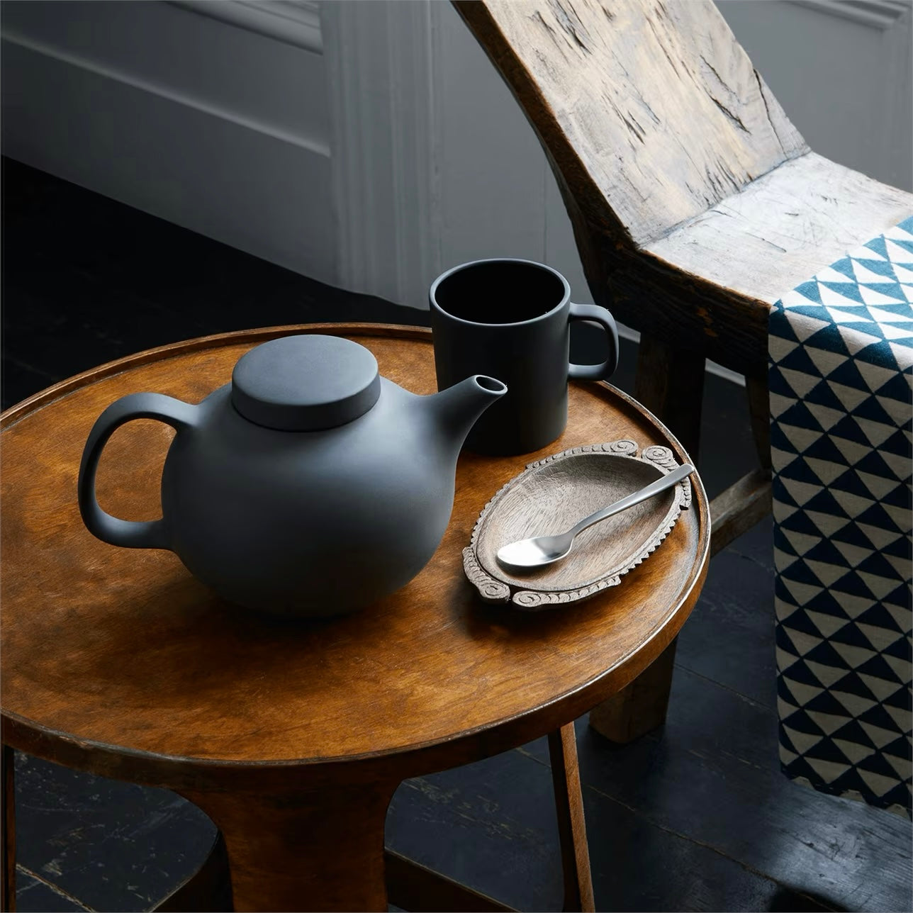 ★ロイヤルドルトン Olio Barber&Osgerby Dish Black ☆ロイヤルドルトン Olio Barber&Osgerby Dish Black