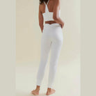 Wellicious Best Yoga Pants in Diamond White