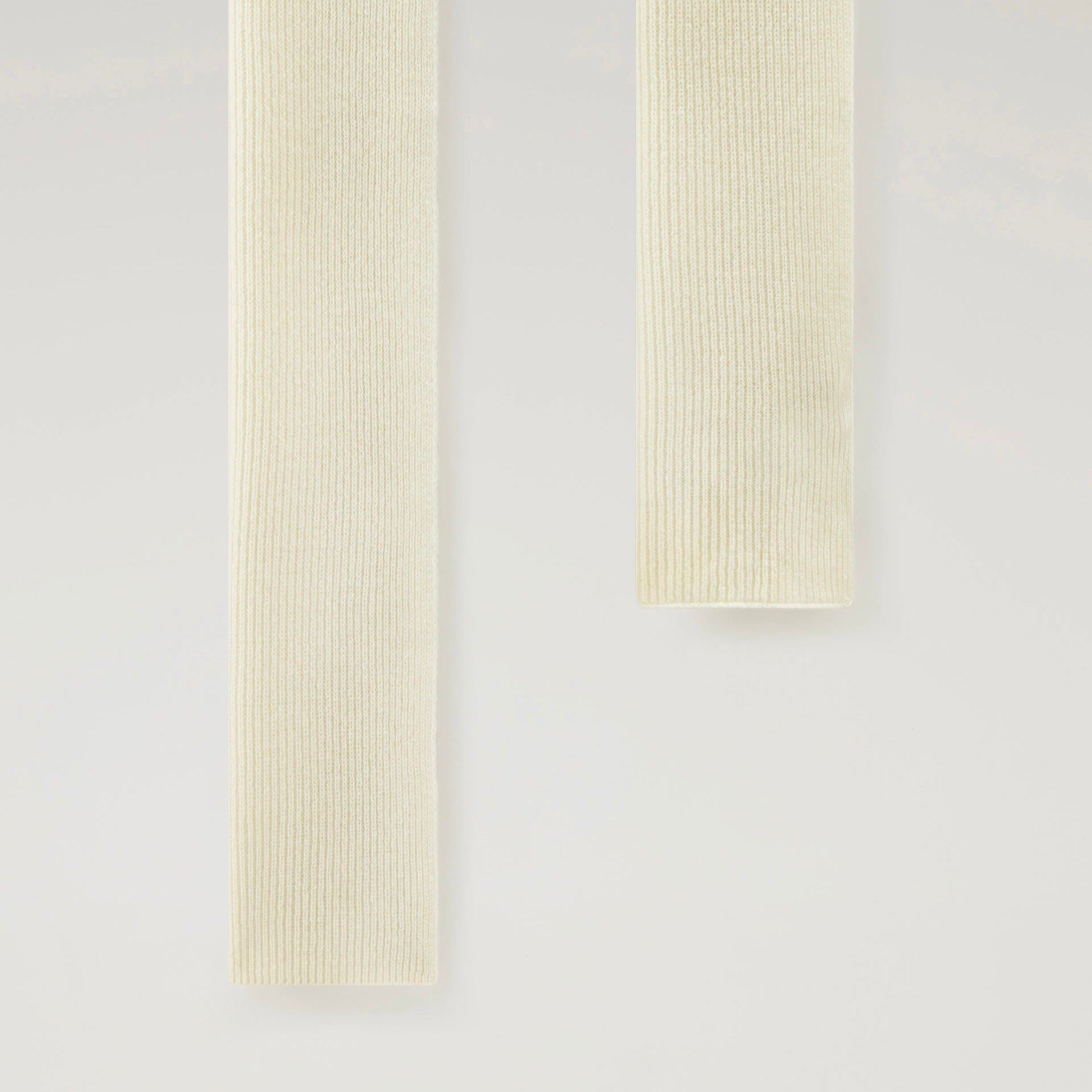 Woolrich Ribbed Scarf in Pure Cashmere